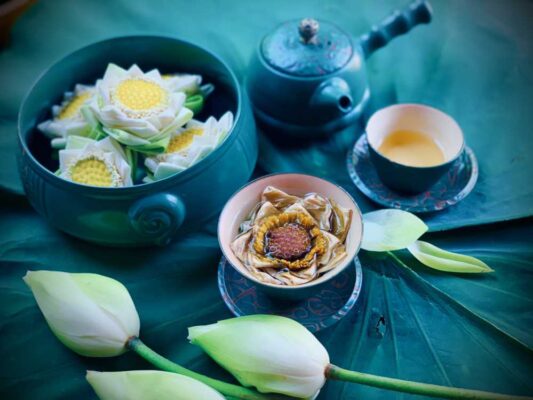 Tìm hiểu và thưởng thức các loại trà sen